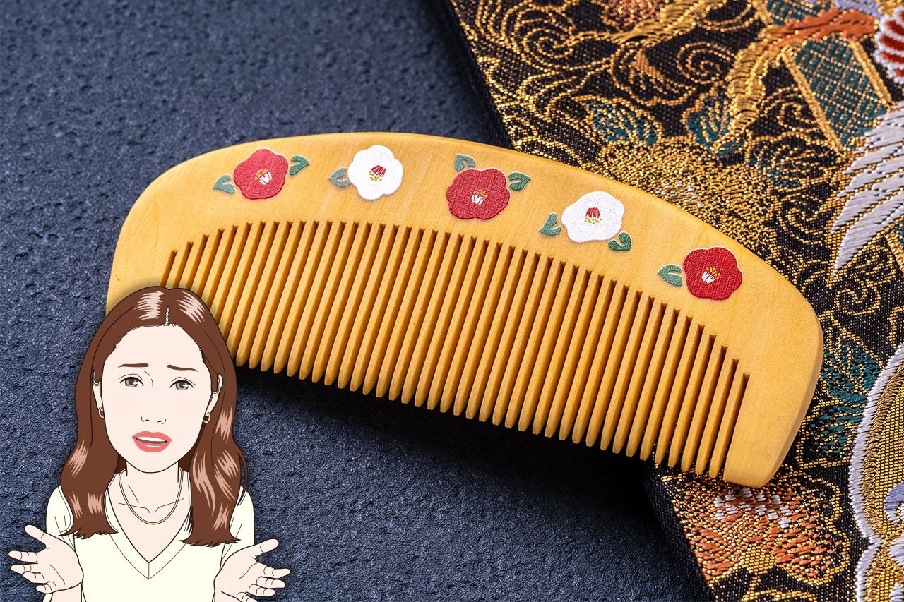 つげ櫛(PIXTA)